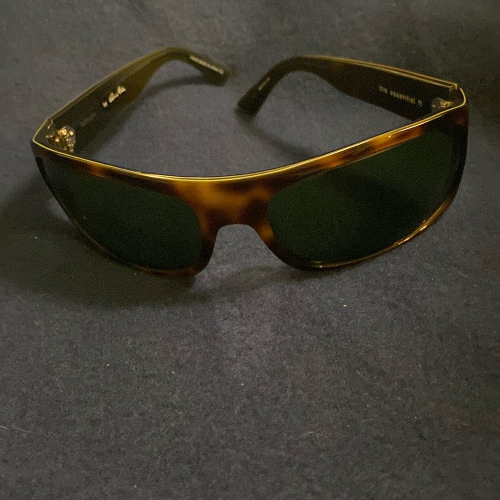 EUC Women’s Blinde Sunglasses, No Visible Scratches, sanitized